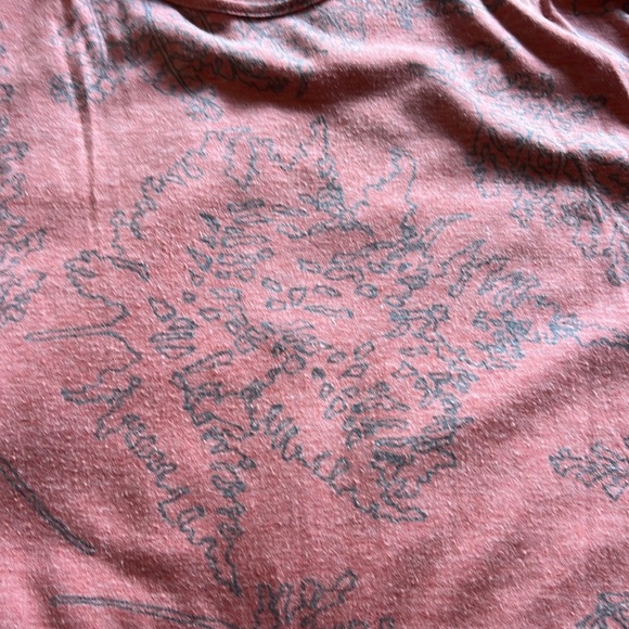 Ari South blouse size small - Picture 3 of 3